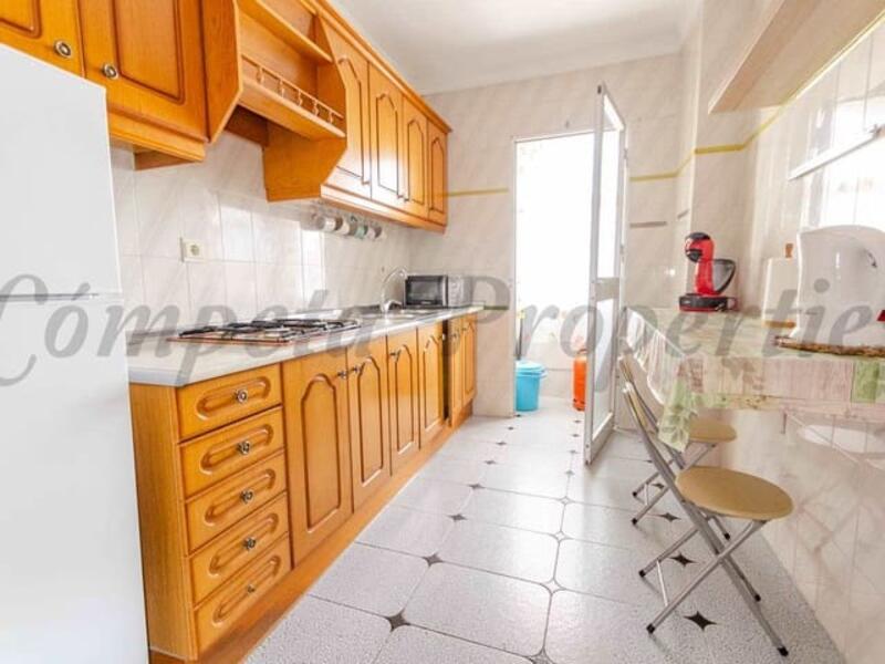 3 bedroom Apartment for Long Term Rent