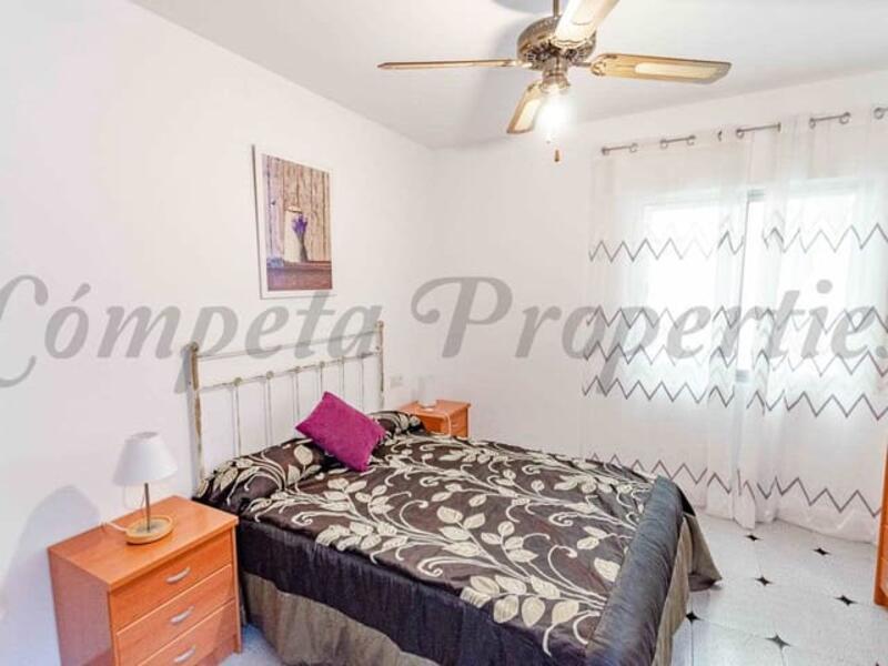 3 bedroom Apartment for Long Term Rent