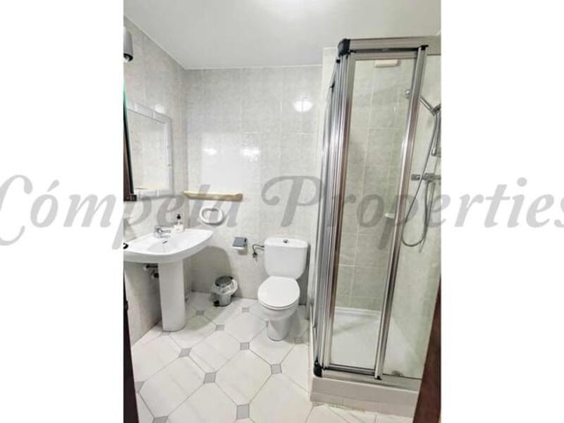 3 bedroom Apartment for Long Term Rent