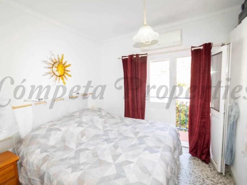 2 bedroom Townhouse for sale