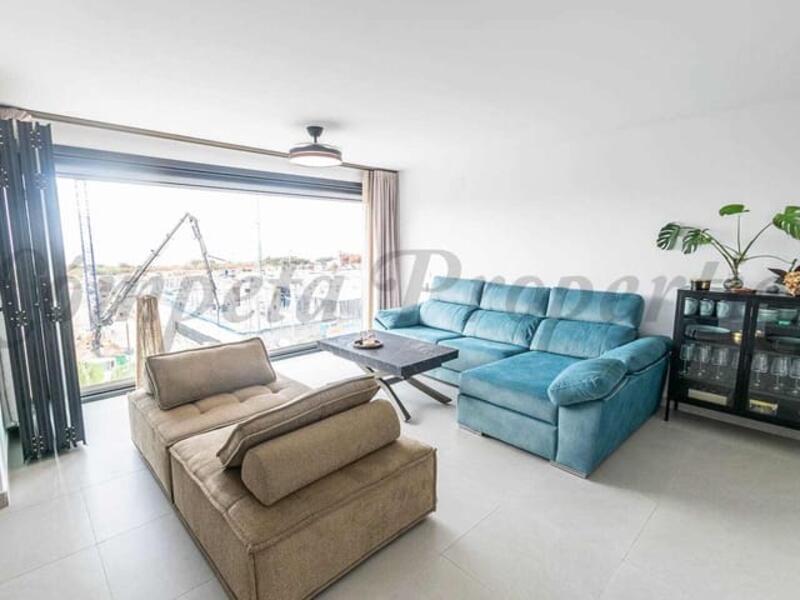 2 bedroom Apartment for Long Term Rent