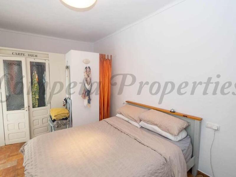 2 Cuarto Adosado en venta