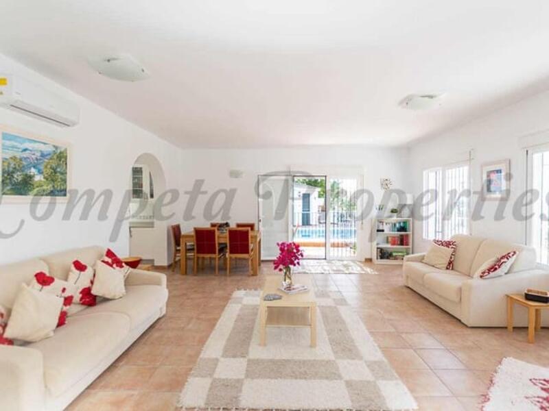 3 Cuarto Villa en venta