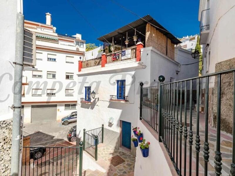Rekkehus til salgs i Competa, Málaga