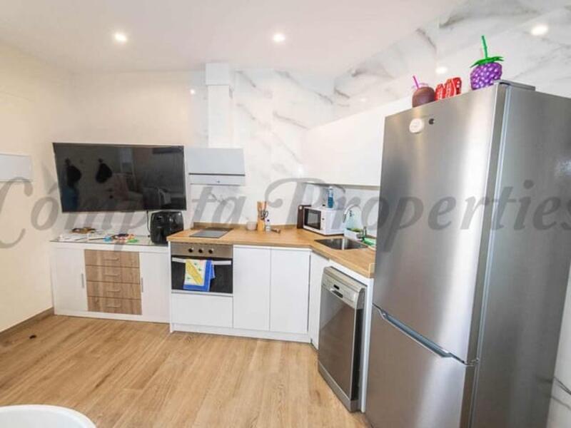 1 bedroom Apartment for Long Term Rent