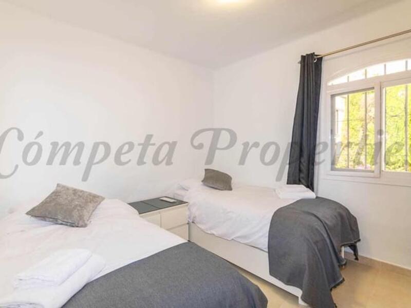 2 bedroom Apartment for Long Term Rent