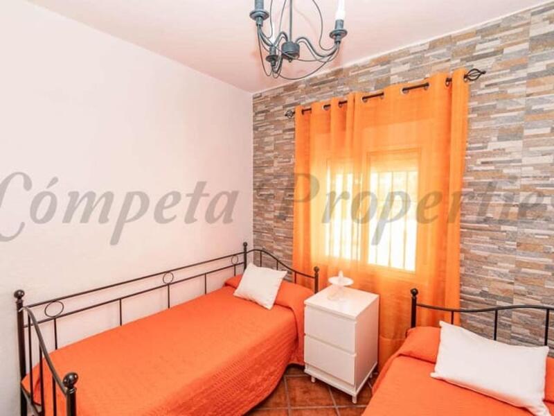 3 bedroom Country House for sale