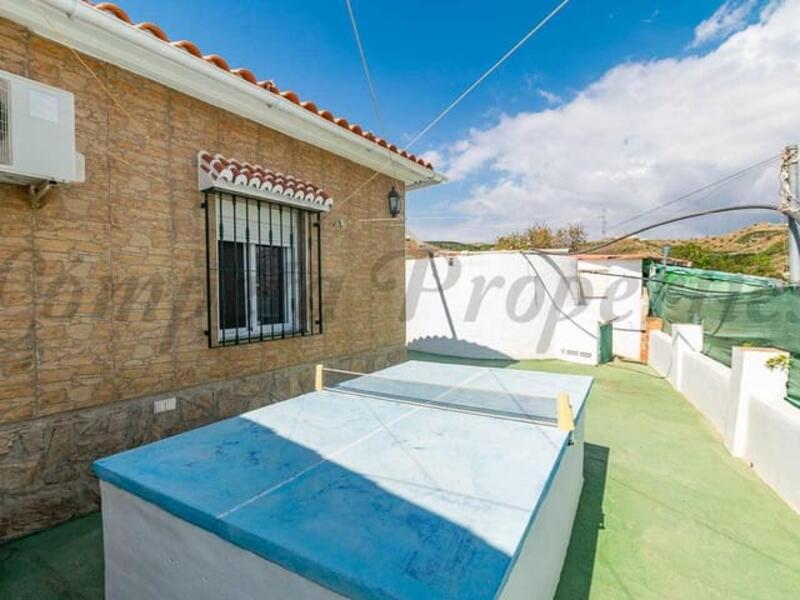 3 bedroom Country House for sale