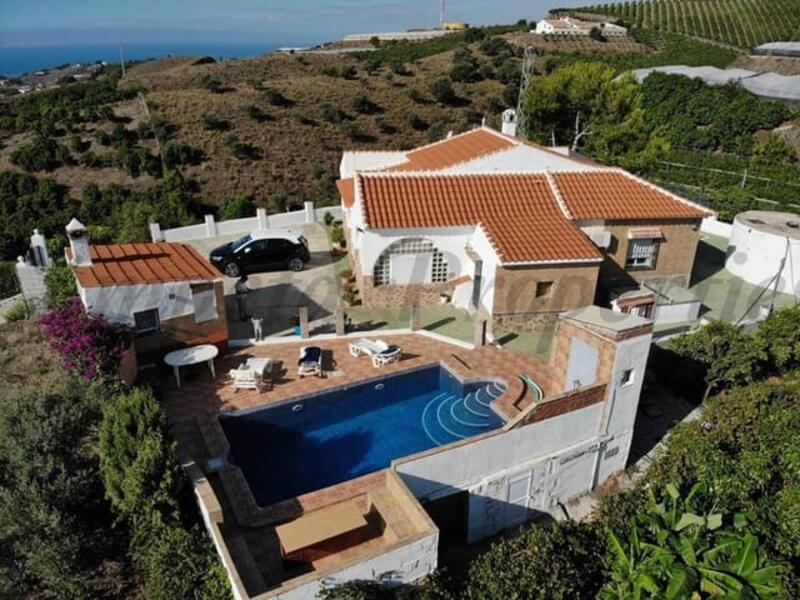 3 bedroom Country House for sale
