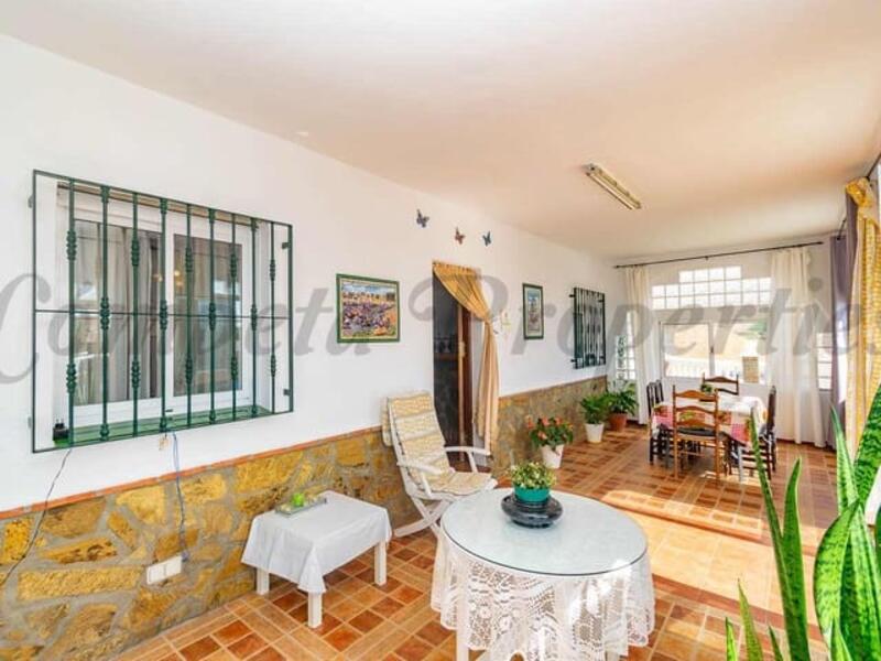 3 bedroom Country House for sale