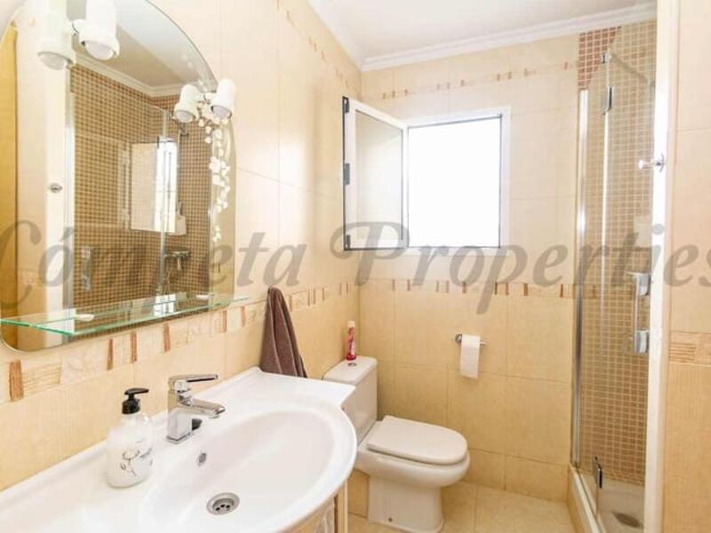 3 bedroom Country House for sale