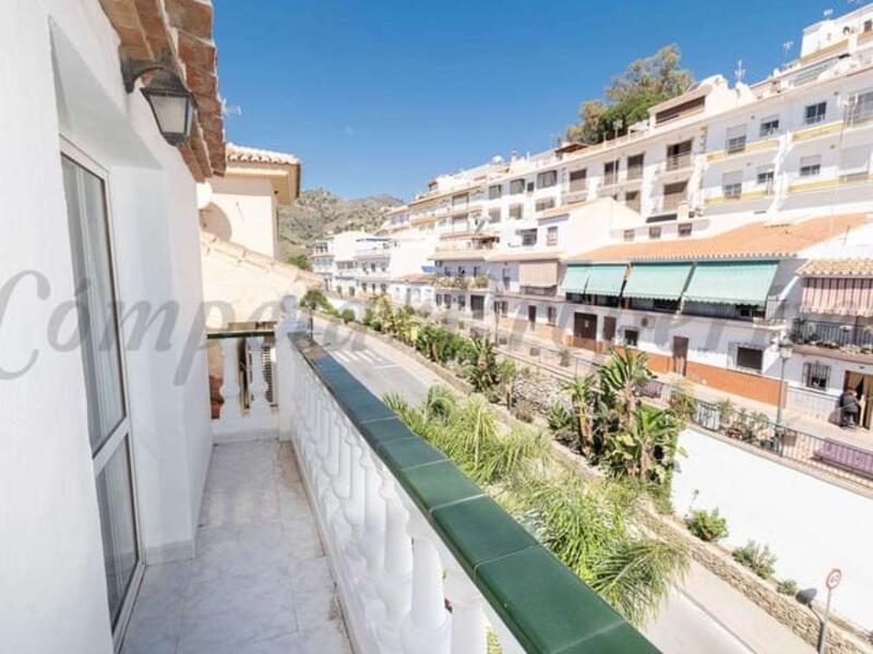 1 bedroom Apartment for Long Term Rent