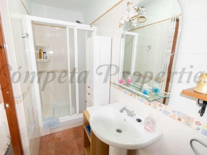 1 bedroom Apartment for Long Term Rent