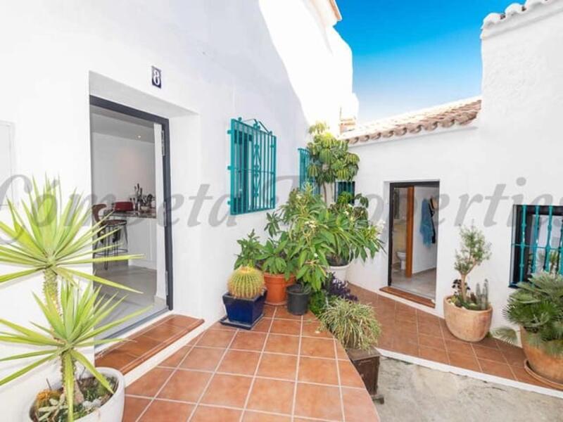 Rekkehus til salgs i Torrox, Málaga