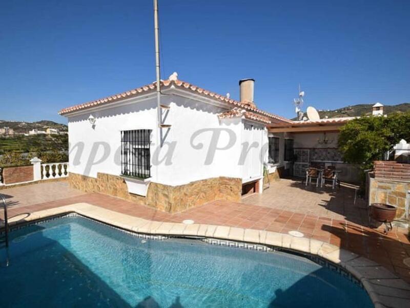 Country House for Long Term Rent in Torrox, Málaga