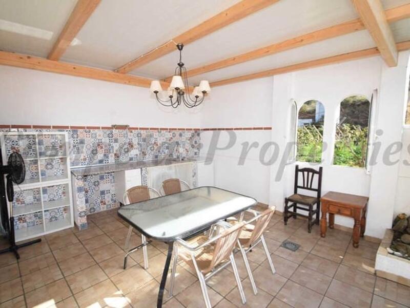 3 bedroom Country House for Long Term Rent
