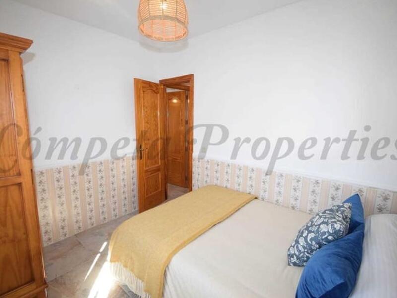 3 bedroom Country House for Long Term Rent