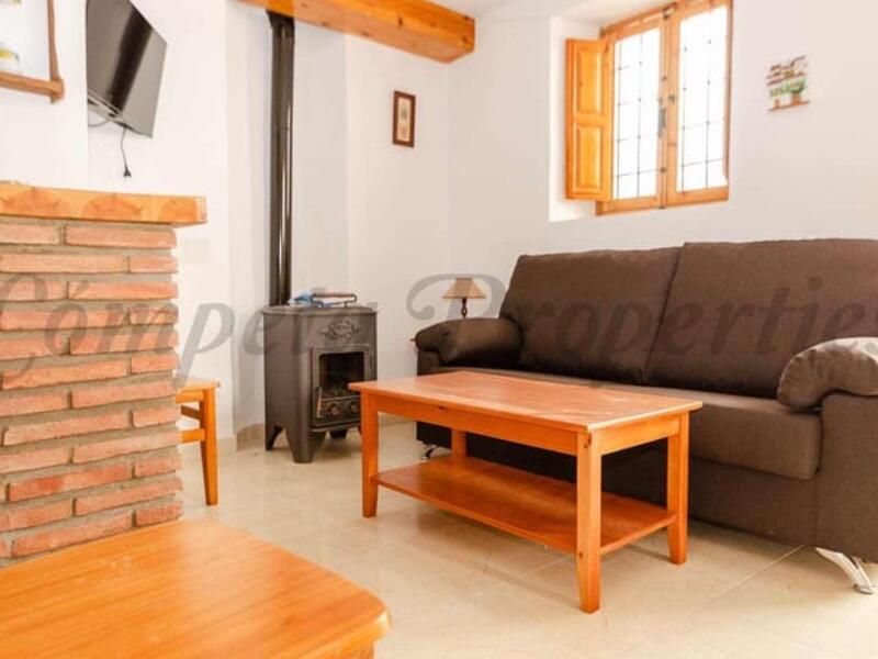 Appartement für Langzeitmiete in Competa, Málaga