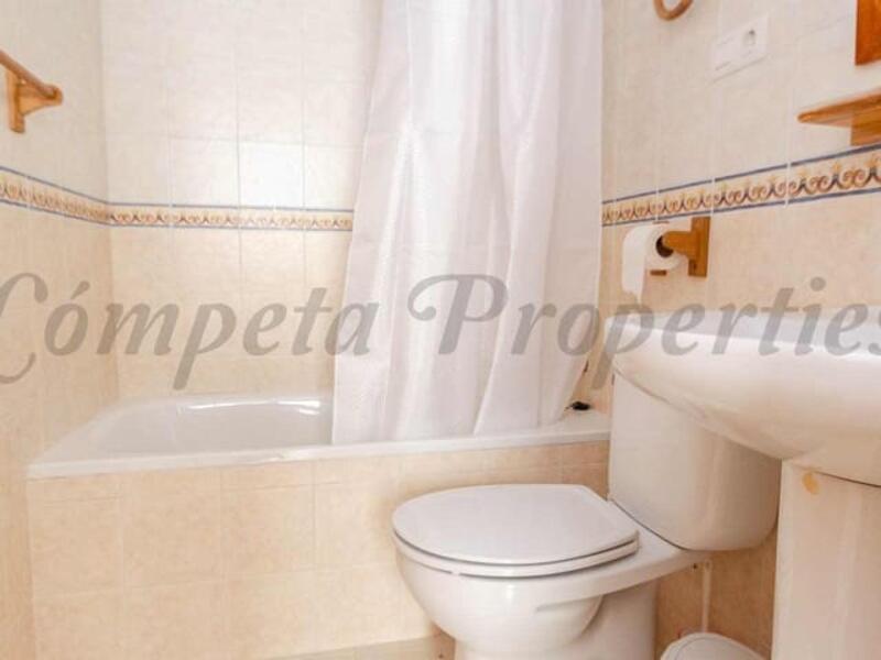 1 bedroom Apartment for Long Term Rent