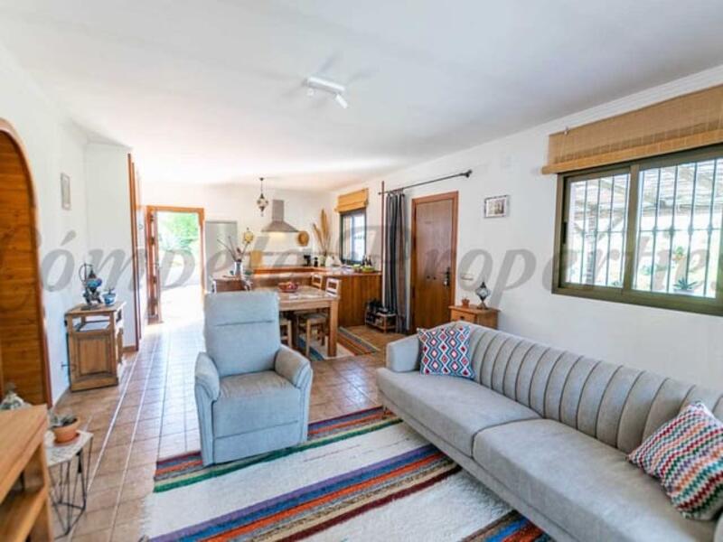 3 bedroom Villa for sale 3 bedroom Villa for sale