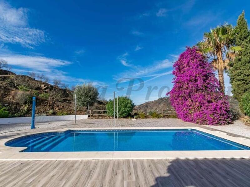 3 bedroom Villa for sale 3 bedroom Villa for sale