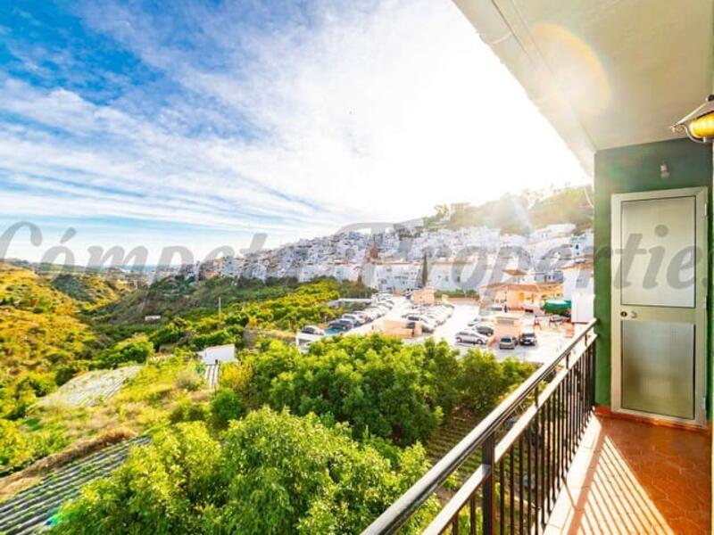 Apartment for Long Term Rent in Torrox, Málaga