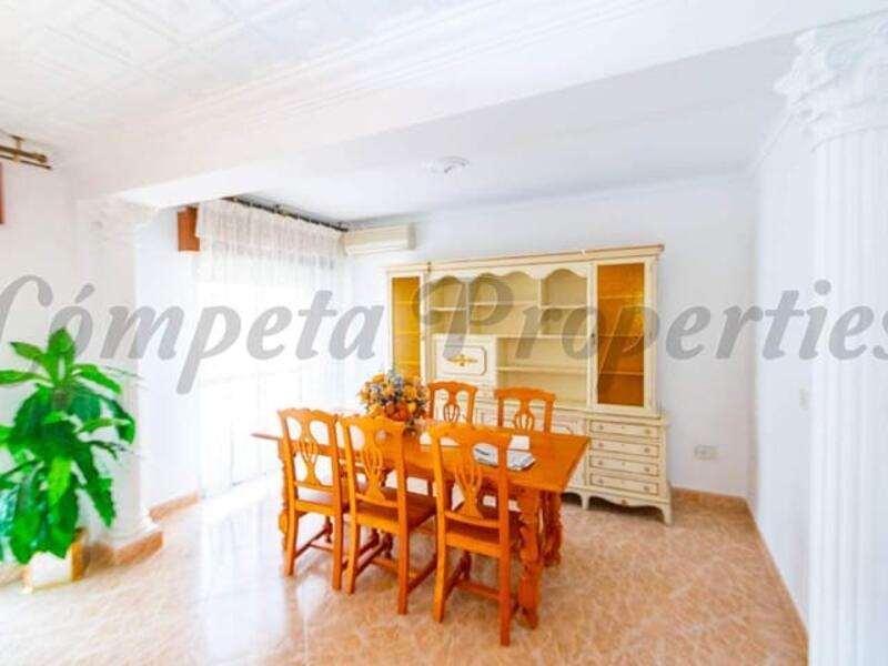 3 bedroom Apartment for Long Term Rent 3 bedroom Apartment for Long Term Rent