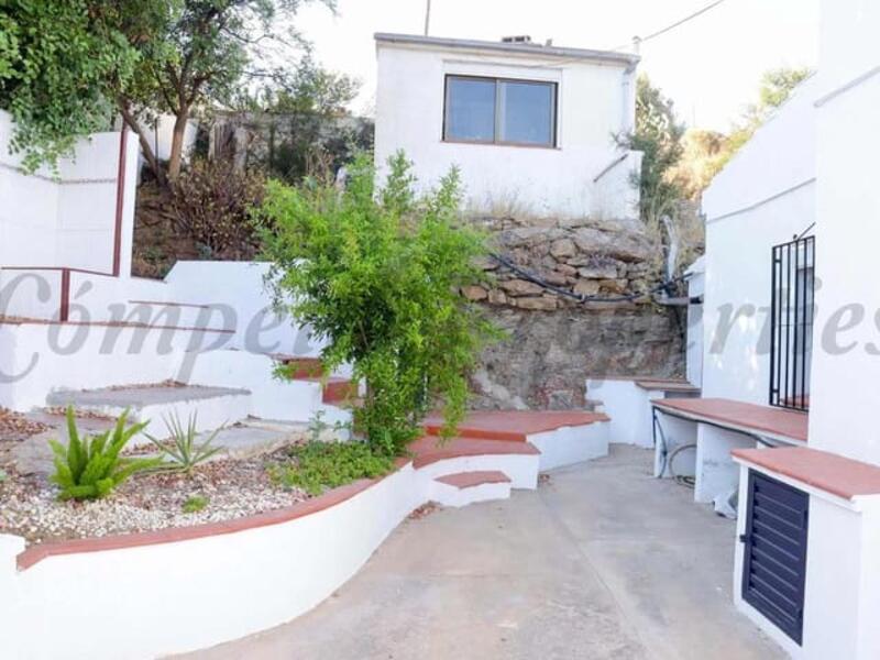 4 bedroom Country House for sale