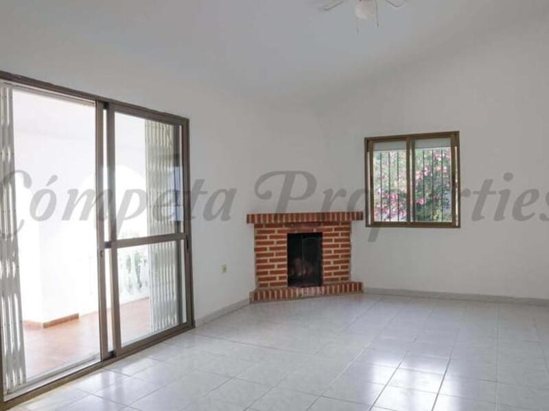 4 bedroom Country House for sale