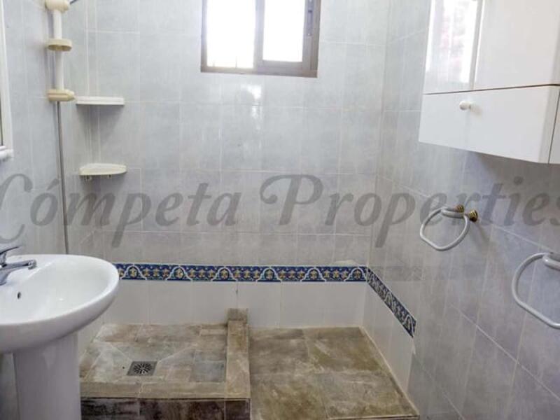 4 bedroom Country House for sale