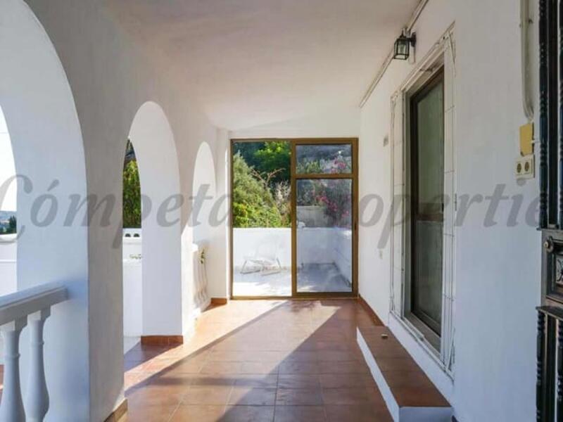 4 bedroom Country House for sale