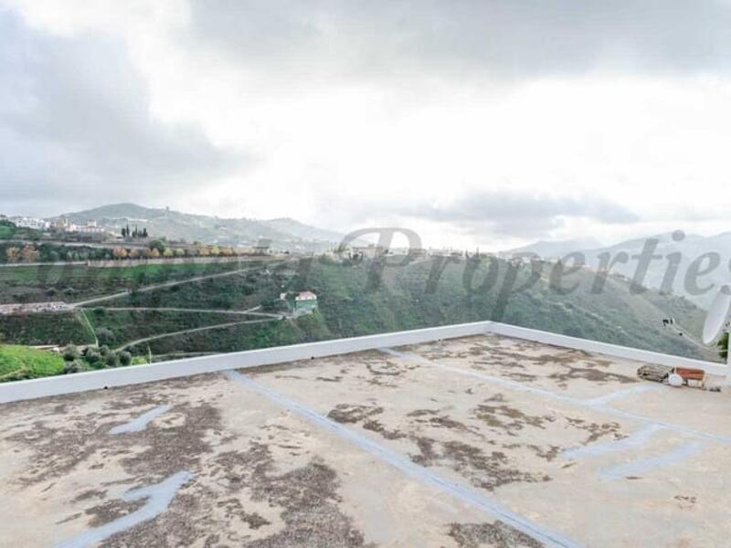 5 спальная комната городская тюрьма продается