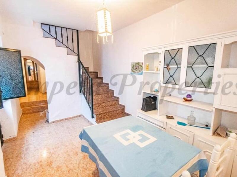 3 soveværelse Byhus til salg