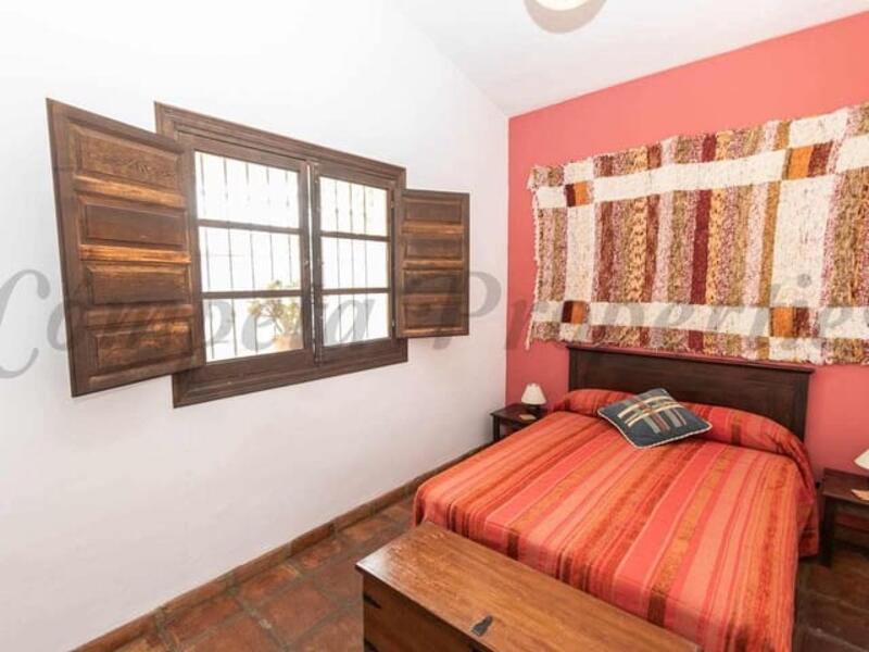 3 Schlafzimmer Landhaus zu verkaufen