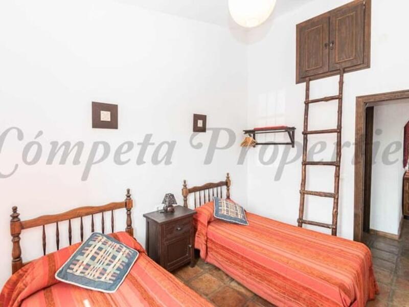 3 Schlafzimmer Landhaus zu verkaufen