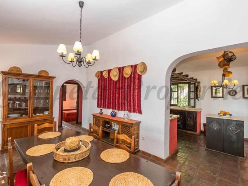 3 Schlafzimmer Landhaus zu verkaufen