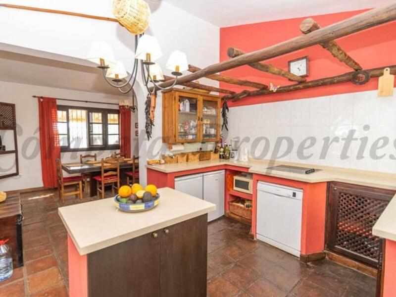 3 Schlafzimmer Landhaus zu verkaufen