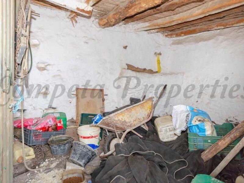 11 sovrum Lantställe till salu 11 sovrum Lantställe till salu