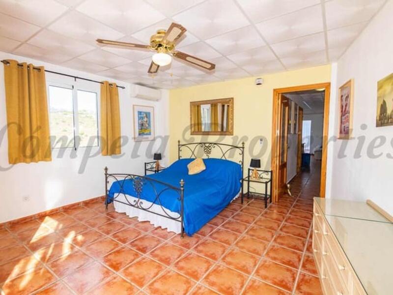 5 soverom Herregård til salgs