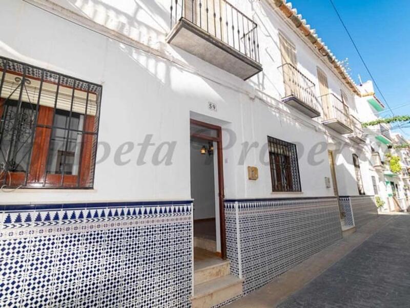 Rekkehus til salgs i Torrox, Málaga Rekkehus til salgs i Torrox, Málaga