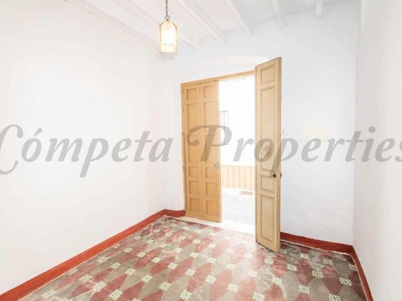 8 bedroom Townhouse for sale 8 bedroom Townhouse for sale