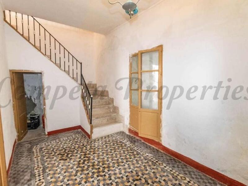 8 bedroom Townhouse for sale 8 bedroom Townhouse for sale