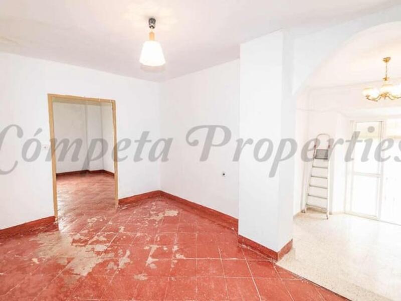 8 bedroom Townhouse for sale 8 bedroom Townhouse for sale