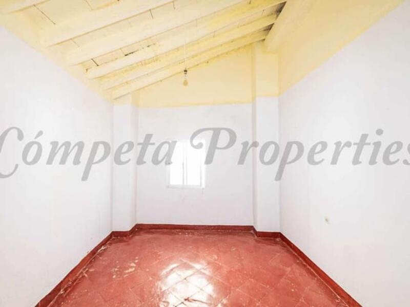 8 bedroom Townhouse for sale 8 bedroom Townhouse for sale