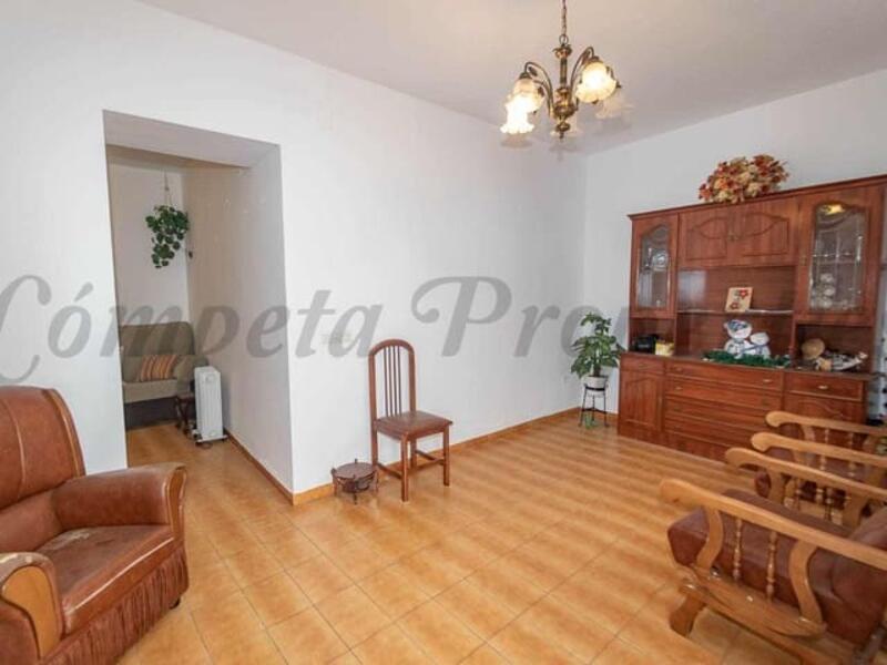 8 bedroom Townhouse for sale 8 bedroom Townhouse for sale