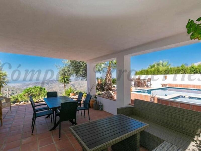 4 bedroom Villa for sale