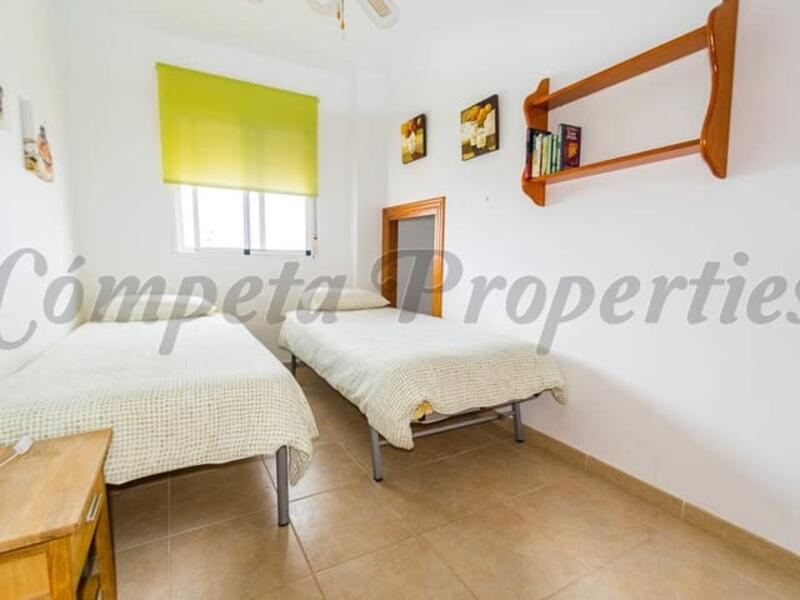 3 Cuarto Adosado para alquiler a largo plazo