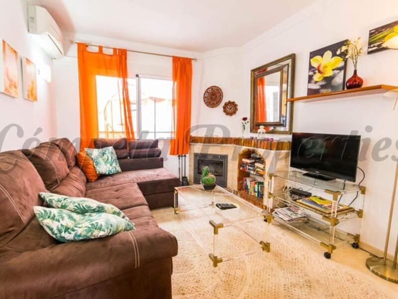 3 Cuarto Adosado para alquiler a largo plazo