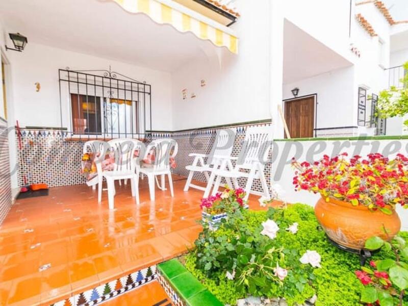 3 Cuarto Adosado para alquiler a largo plazo