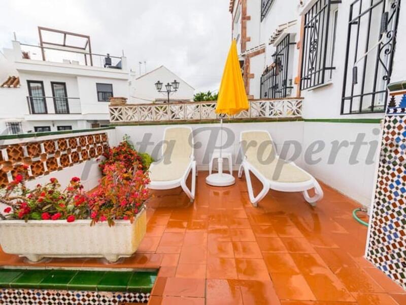 3 Cuarto Adosado para alquiler a largo plazo